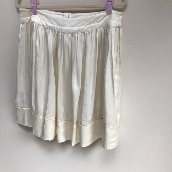 Dresses & Skirts - Silk ivory skirt